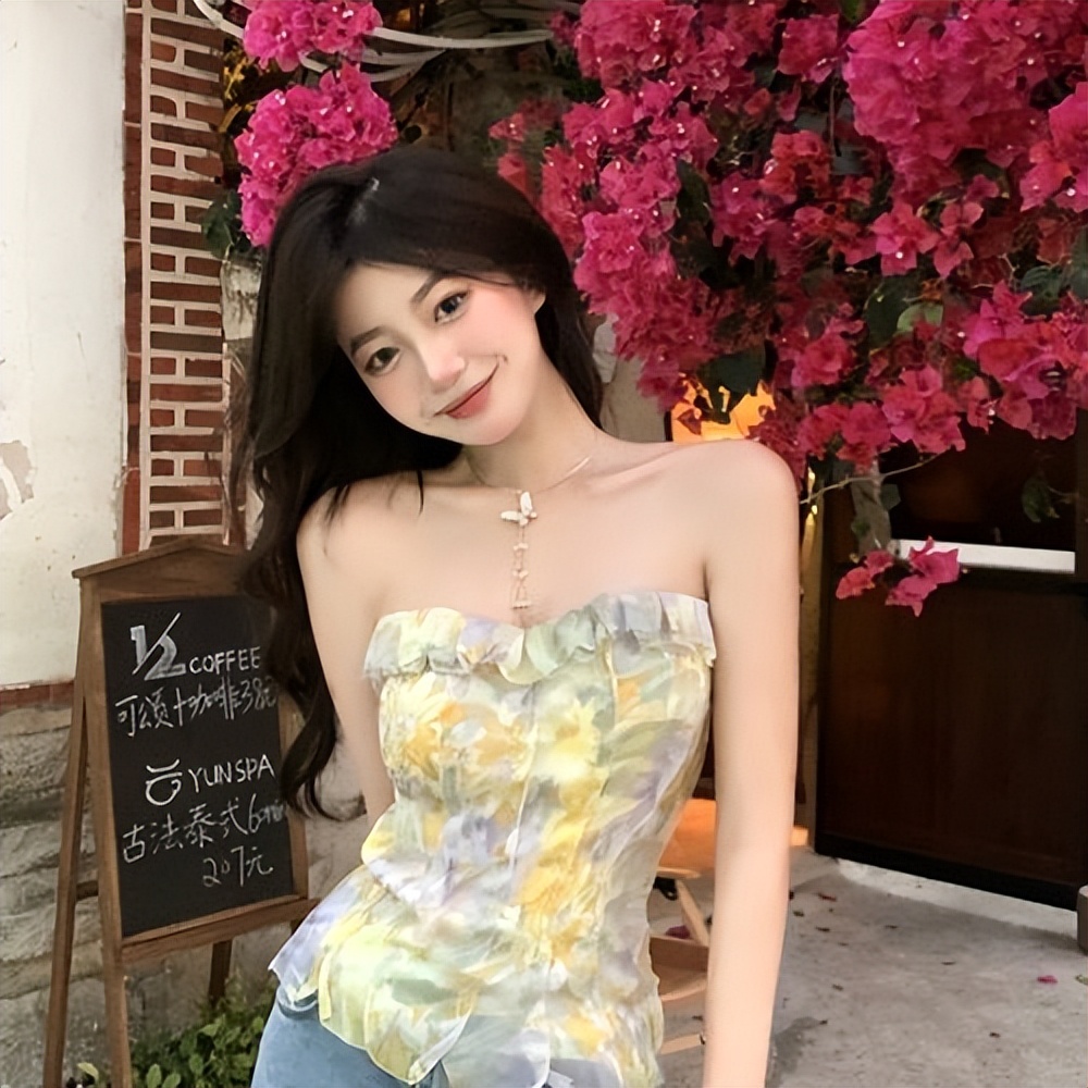 大胸女生怎么穿胸大女孩怎么穿