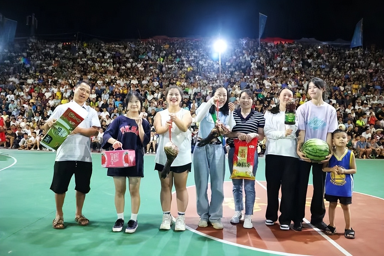 农村nba有哪些人（贵州乡村版NBA火爆全网，这群大神是真的强）