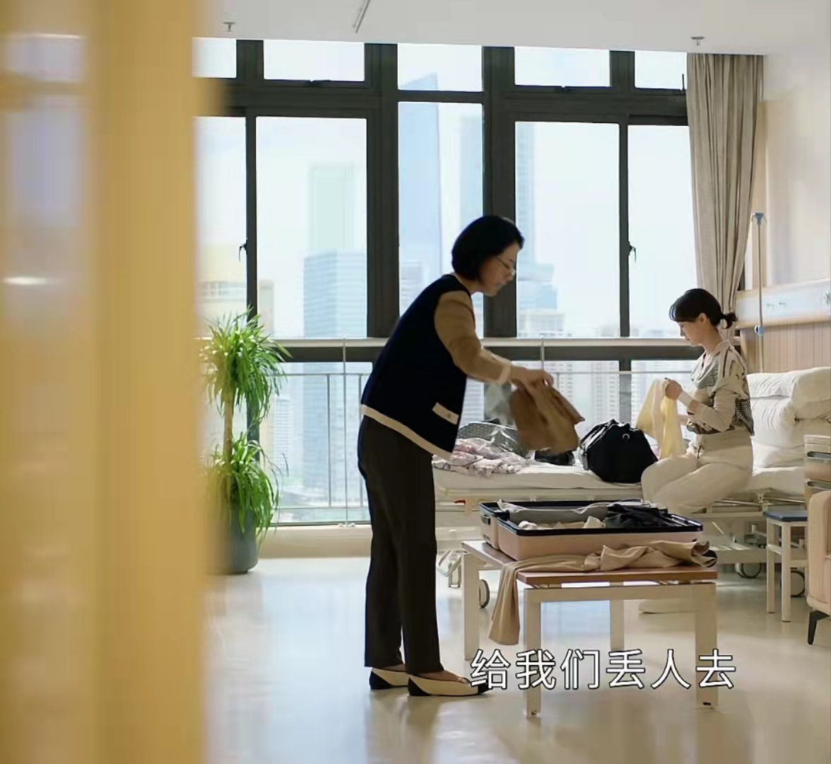 相逢时节：“在酒吧遭诱奸”，陈昕儿悲剧的一生，都源自她的妈妈