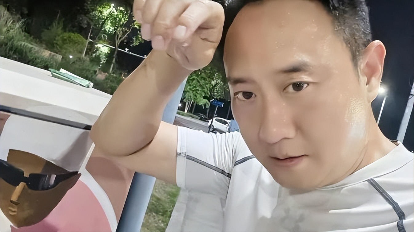 交警谭乔：曾经爆火全网的成都交警，后来怎么样了？