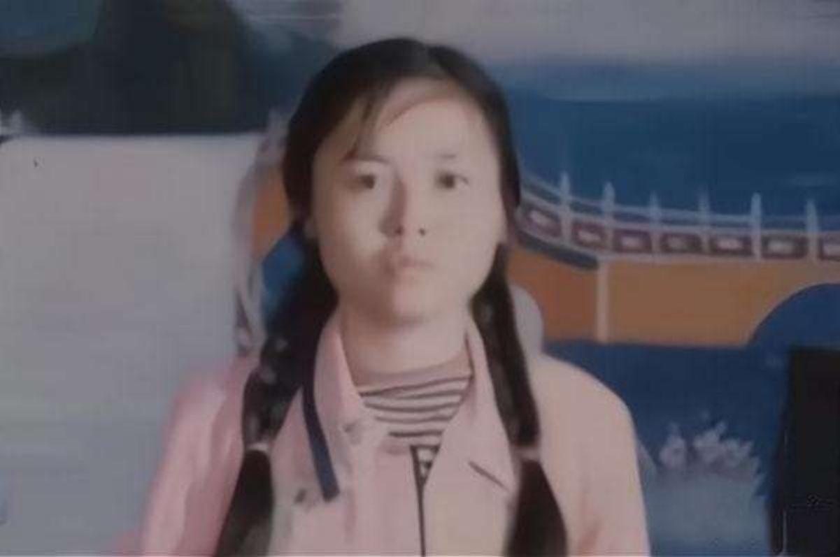 1995年，四川女大学生被120元卖给55岁老汉，2人跟牲口住了17年