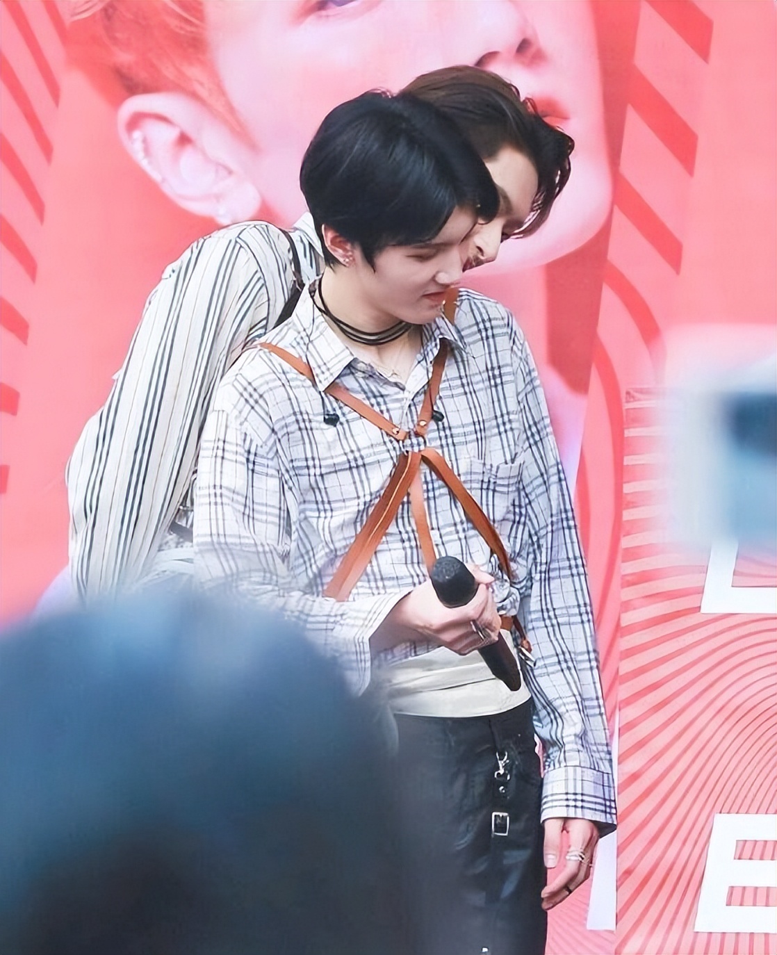 李英超怎么喊李振洋（“娱圈菩萨”木子洋：为宠粉给粉丝爆衣，多次劝学培养粉丝三观）