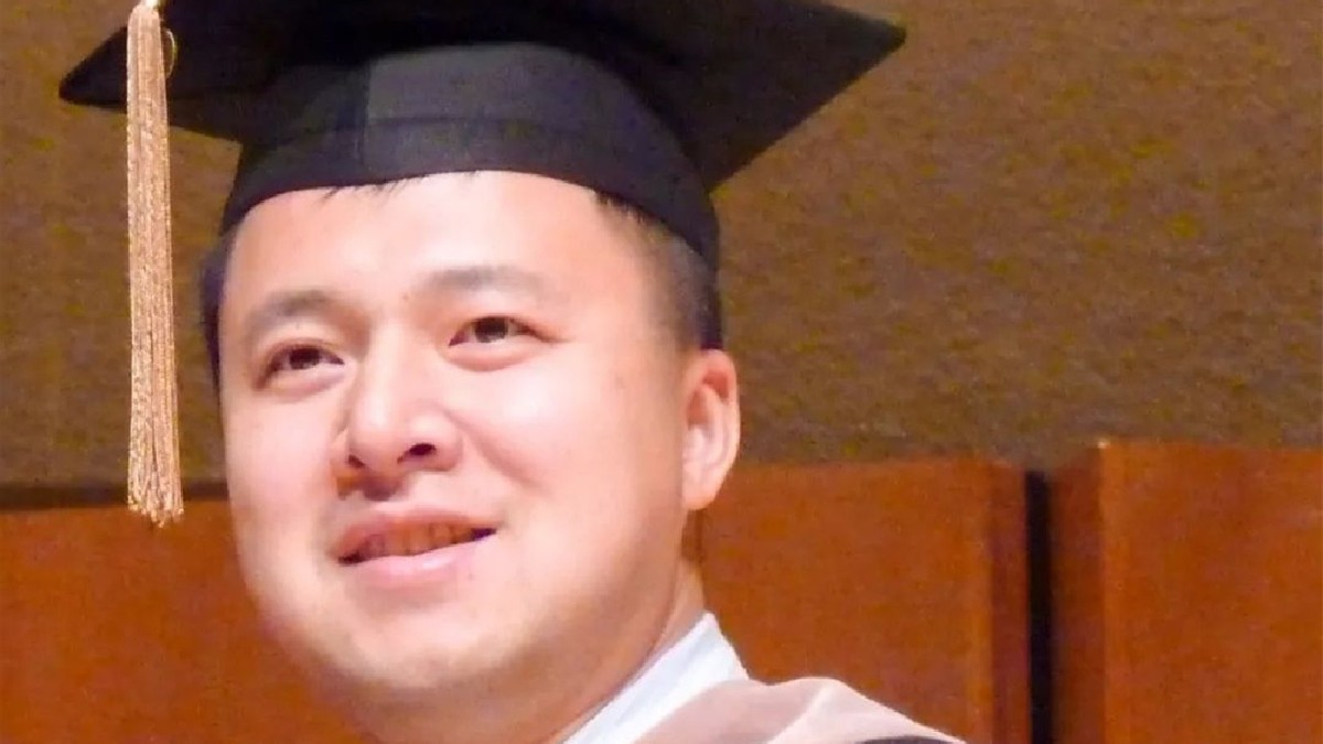 孟晚舟的曲折情史：2段婚姻4个孩子，前夫成谜，现任丈夫很优秀