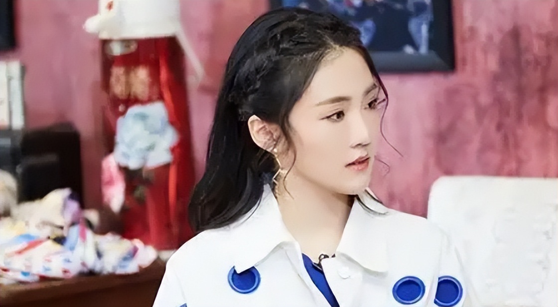 颜值低，实力差，资源却源源不断，这12位明星究竟有何魅力？