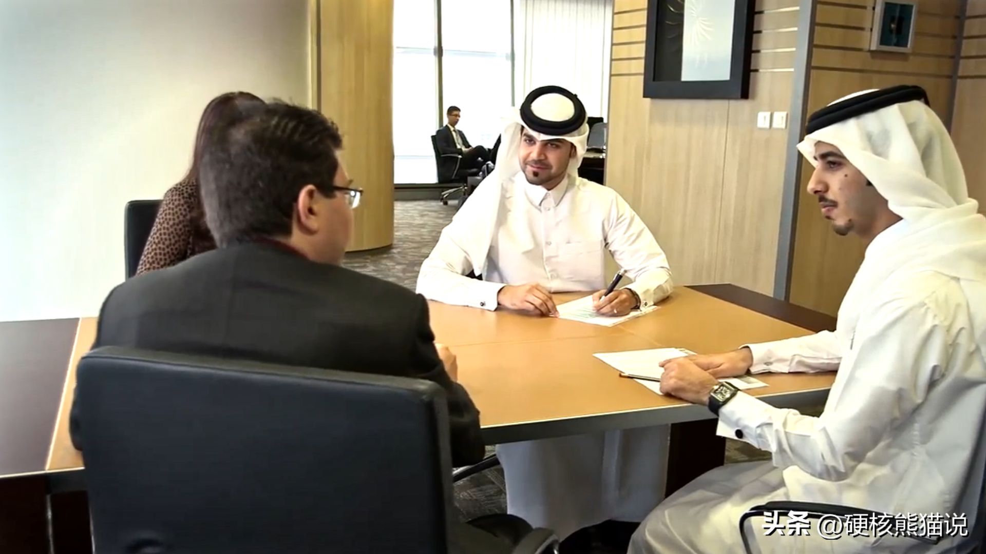 世界杯怎么解释（重要性堪比中国冬奥会，卡塔尔世界杯为何被误解？）