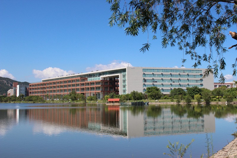 世界领先！东北985“硬核”学院爆火：走出8位院士，成果登顶《自然》！