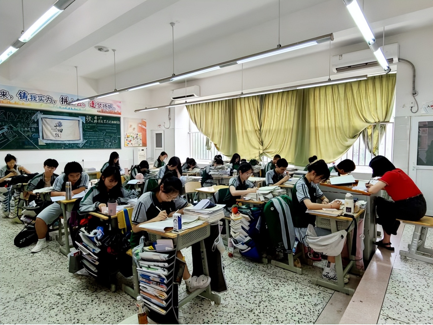 理科690、680，文科640、620，很淡定！“985”，成外高新一起冲