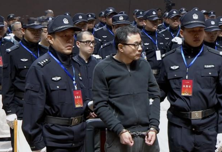 柳林陈鸿志，从擦鞋工到煤老板，身家78亿房产341处，已被判死刑