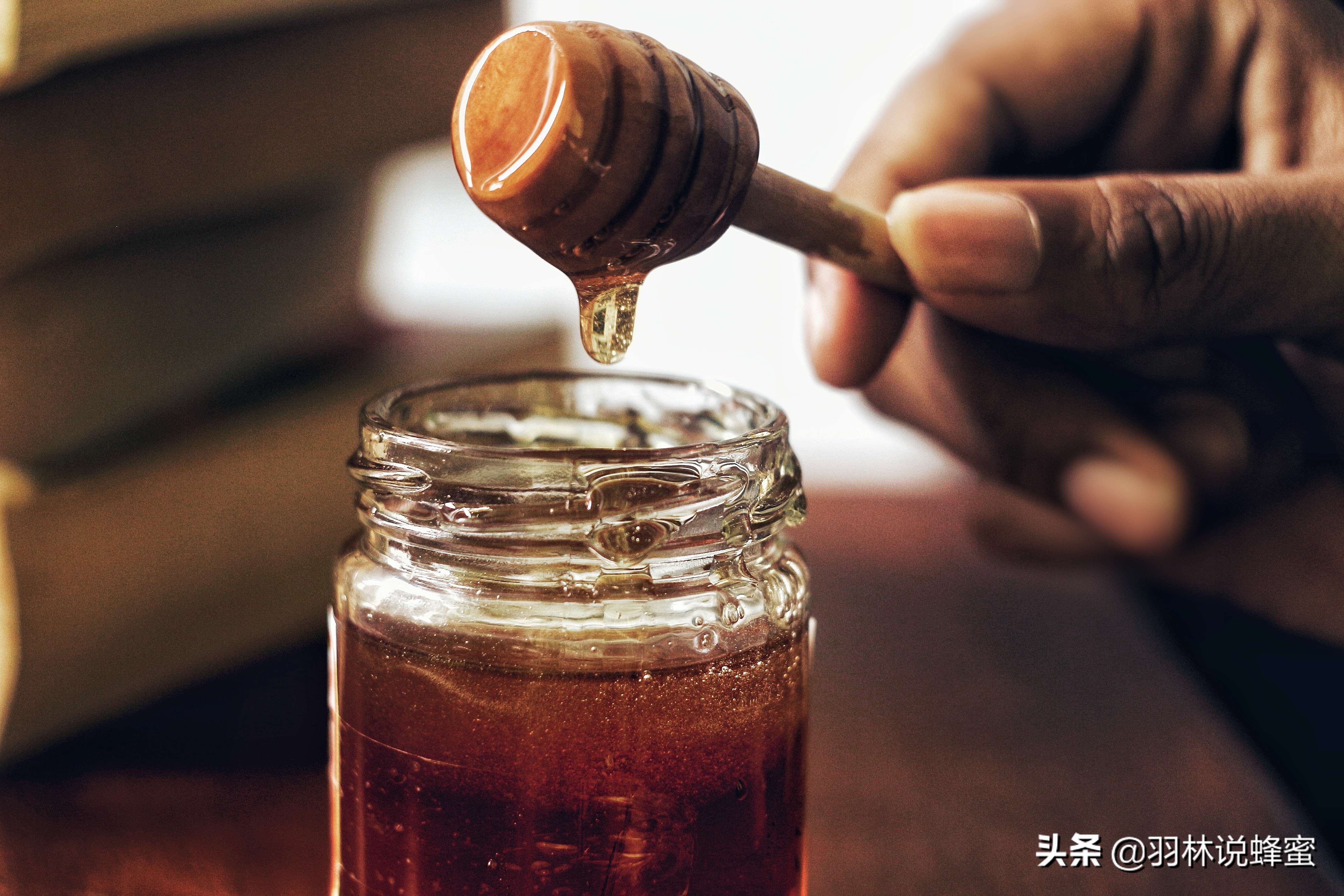 蜂蜜减肥法3天减6斤（分享3种使用蜂蜜瘦身的方法）