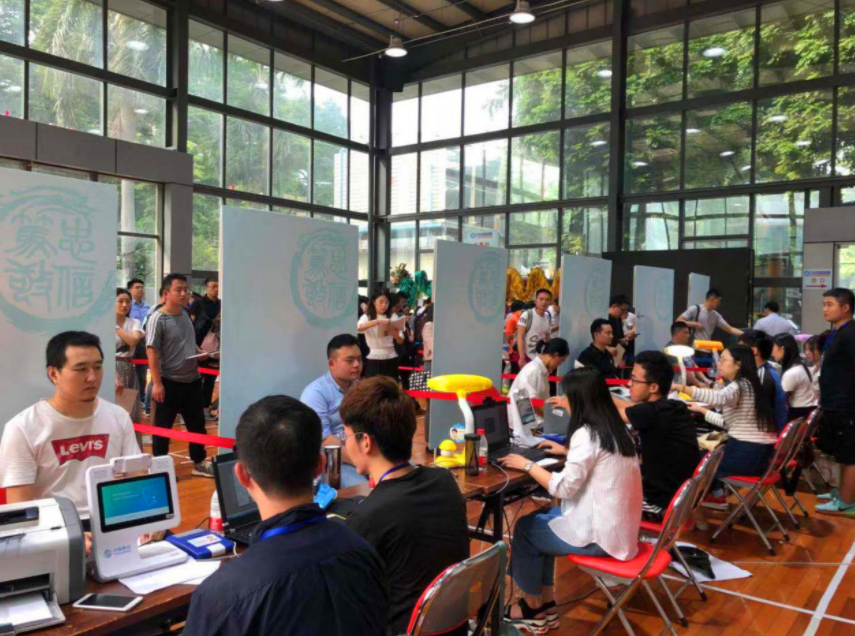 民办学校“遇冷”，或将在两年内退出历史舞台？家长开始各抒己见