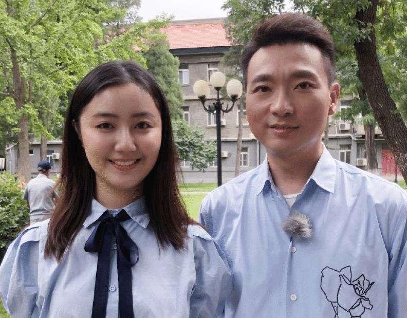 “点读机女孩”又火了，自曝英语四级没来得及准备，分数超出预期