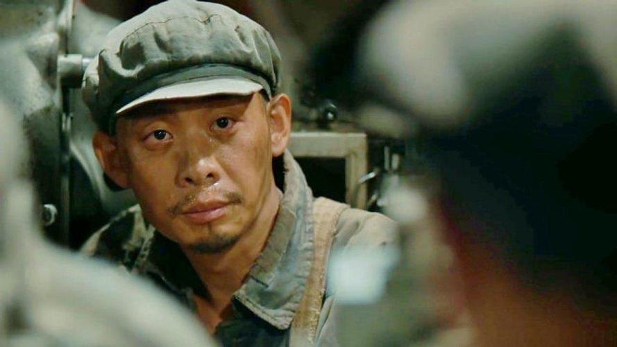 张译在张艺谋导演的《一秒钟》这部电影中,将演员真正应该做的事情,都