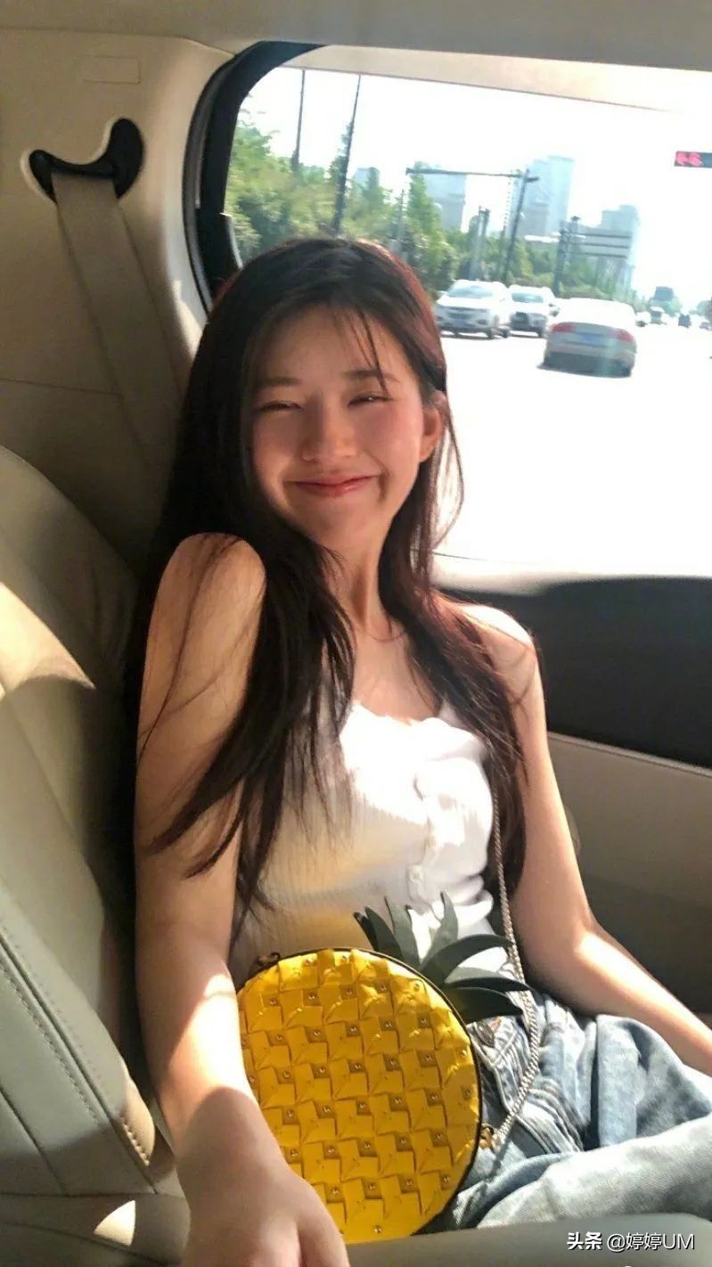 迪丽热巴、赵露思、刘亦菲、赵丽颖壁纸精选