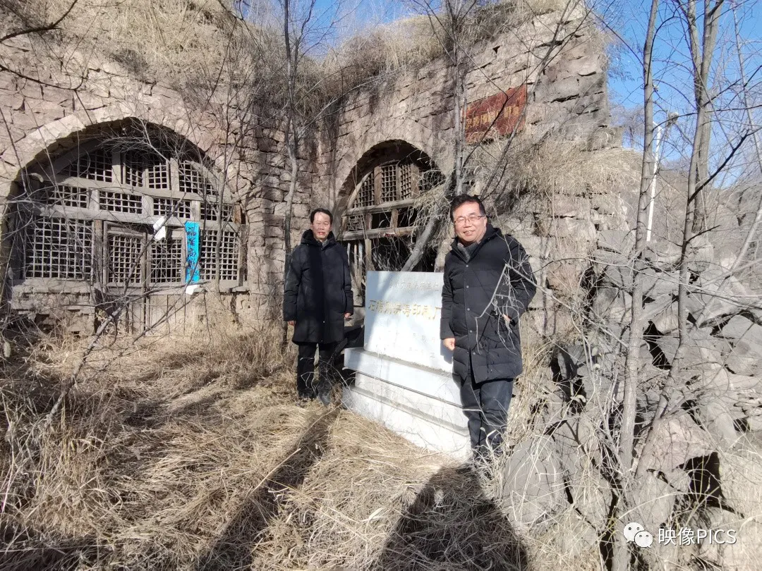 诞生在历史褶皱里的《红色银行》（张卫平）