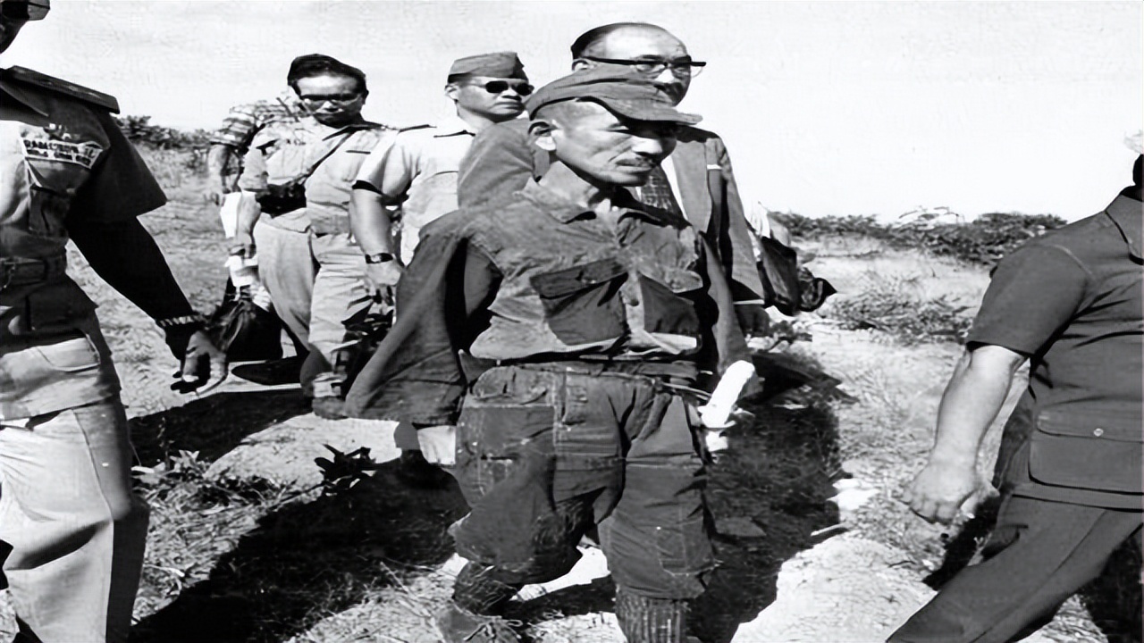 ���һ��Ͷ�����ձ��������˽�30����λ�ս��ֱ��1974���Ͷ��