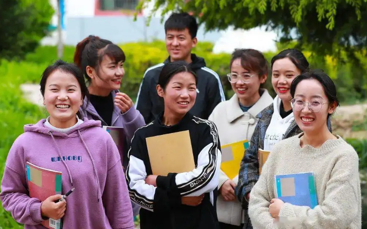 师范生“喜大普奔”，部分学生可免试认定教资，但要符合一定条件