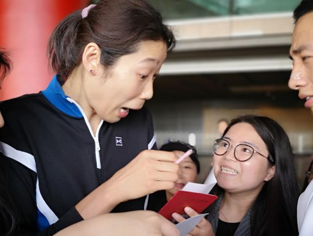 朱婷手术最新消息（女排坏消息，朱婷手腕手术后，身体依旧存在隐患？2大细节揪心）-华海博客