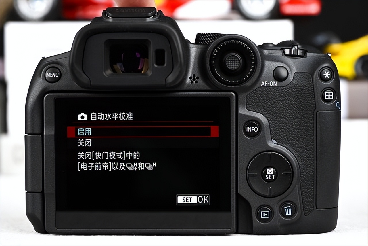 佳能EOS R7评测：全能的便携微单相机