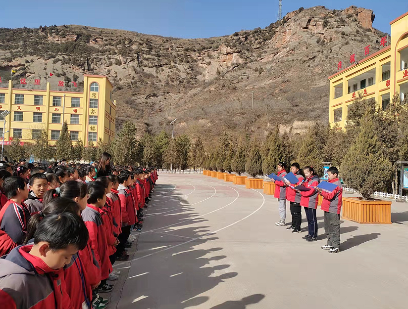 三月雷锋月​丨弘扬雷锋精神 争做新时代好少年