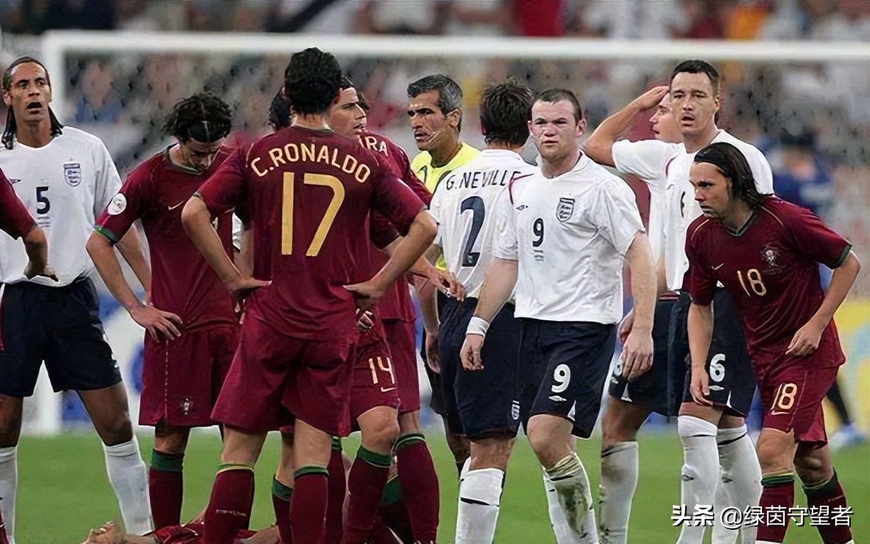 曼联为什么不炒弗格森（两大王朝！为什么弗格森时期的曼联如此强大？是因为拥有C罗吗？）