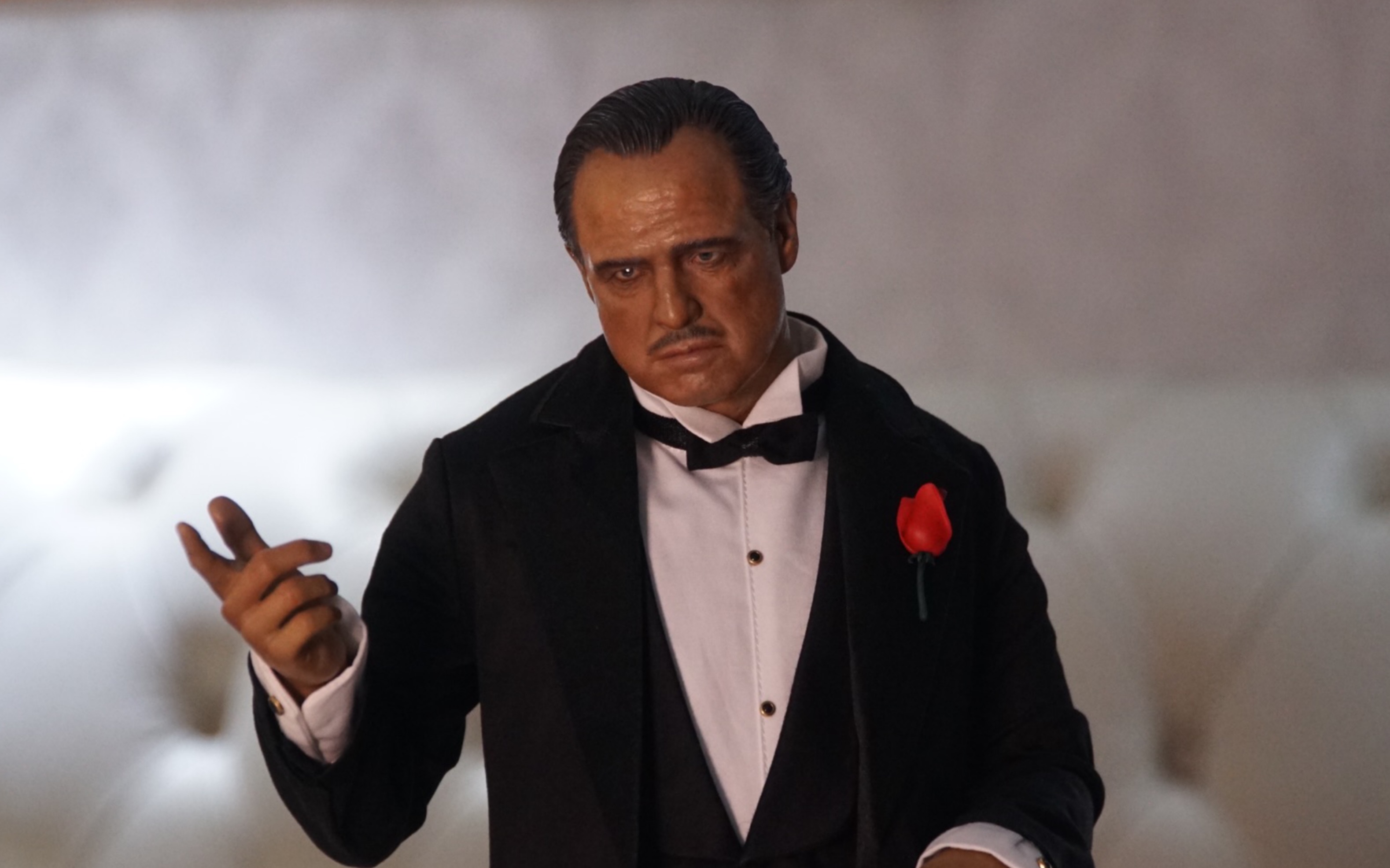 以经典电影《教父》为例,探析符号批评在电影界的存在价值