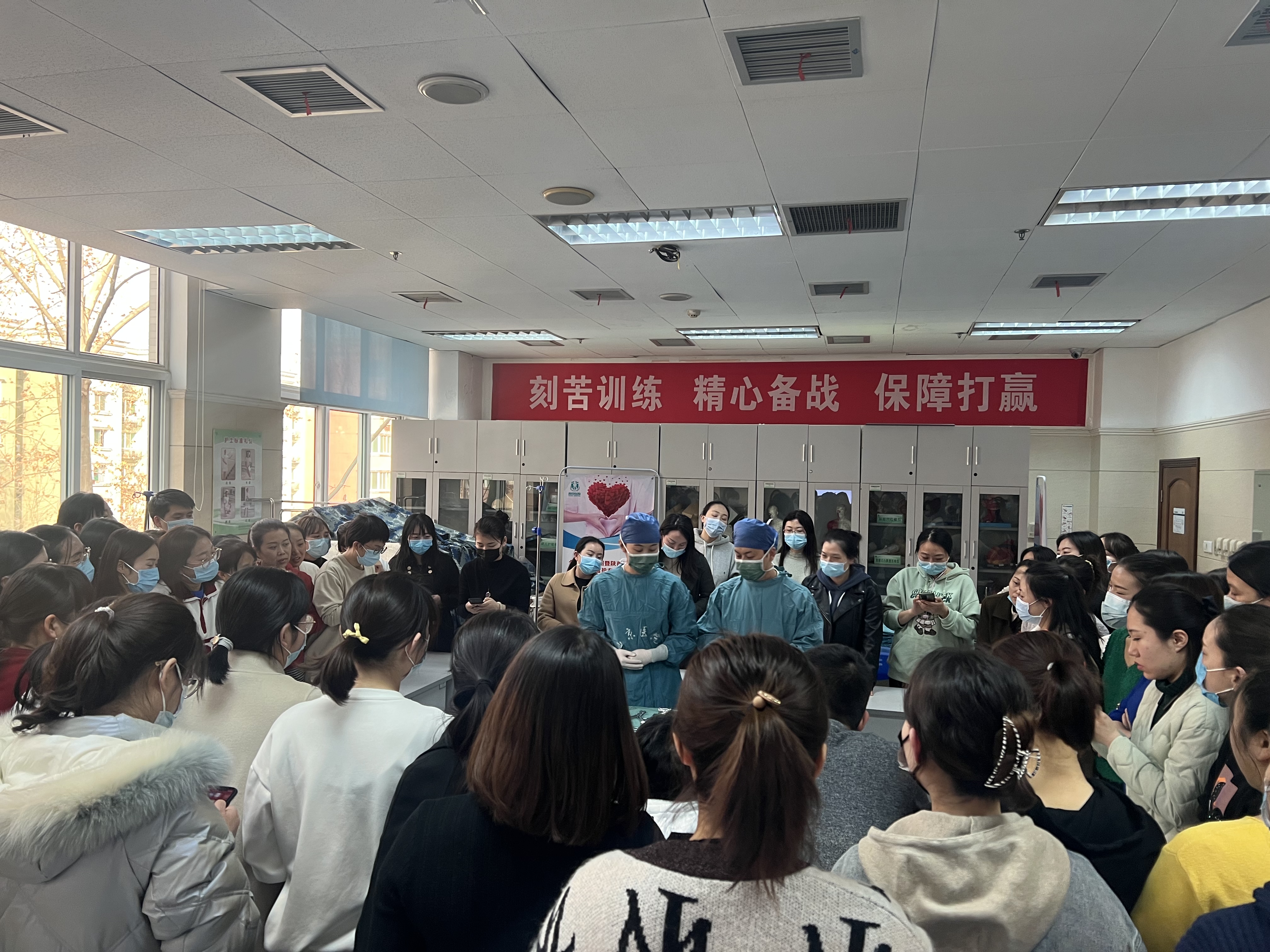手术麻醉二科圆满完成陕西省第八届手术室专科护士培训教学