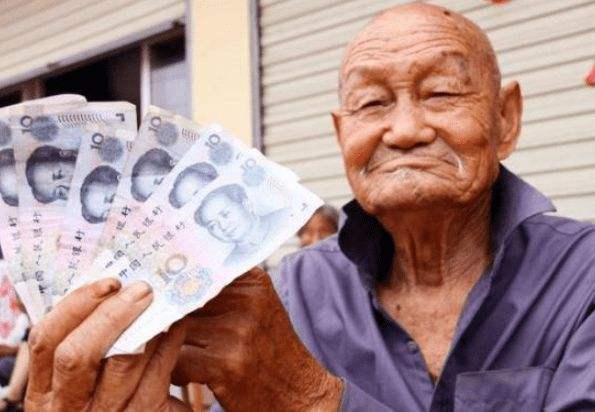 “老人年龄新标准”或已公布，什么时候才能被称作老年人呢？