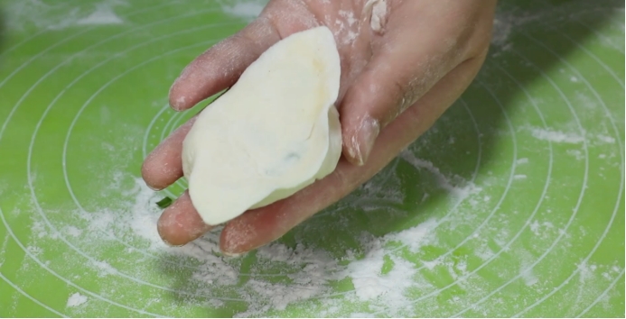 韭菜雞蛋餃子韭菜雞蛋餃子餡怎麼調好吃不出水