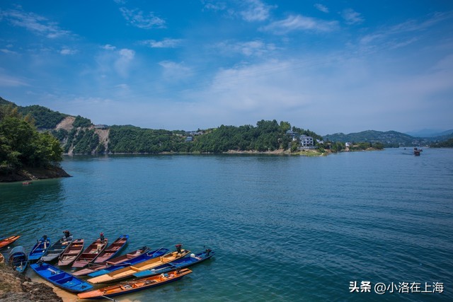 汉源湖(四川),2010年6月10日,瀑布沟水电站水库又被命名为汉源湖