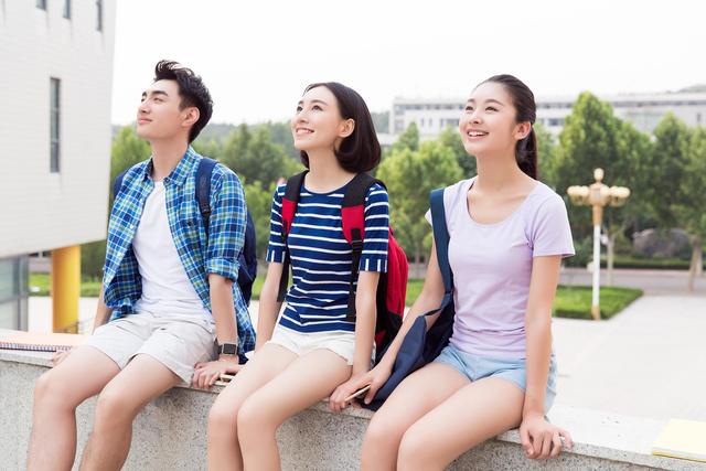 人大代表建议「将高中生 22 点就寝写入未成年人保护法」你怎么看