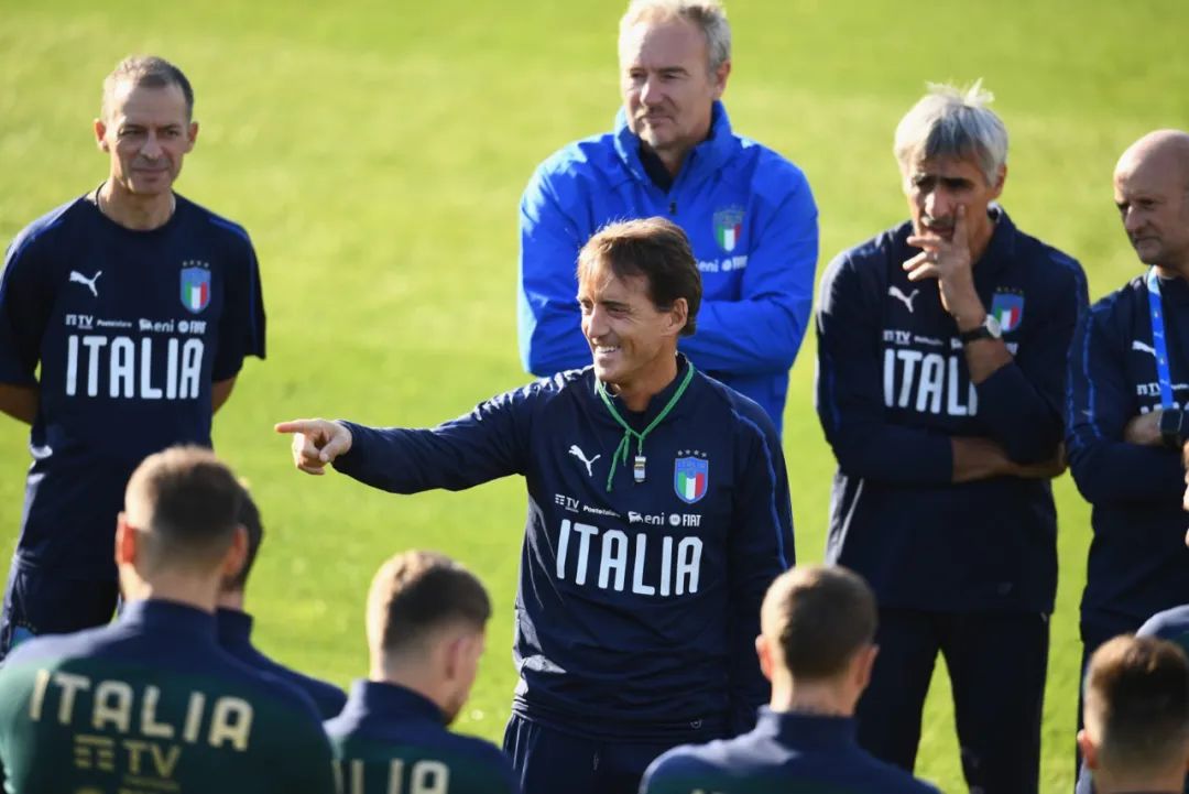 连续无缘世界杯，意大利队怎么了？