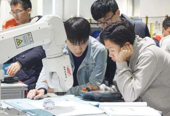 世界“工科”大学排名，清华大学锁定冠军，上海交大跻身前十