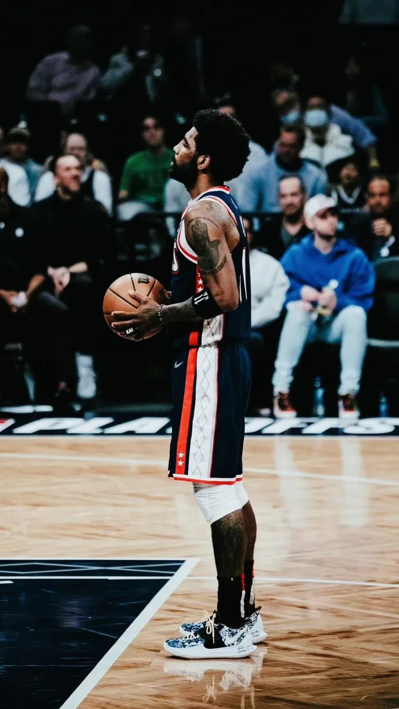 篮球壁纸欧文壁纸(「球星壁纸第51期」:篮网欧文,请拿走你偶像的壁纸)