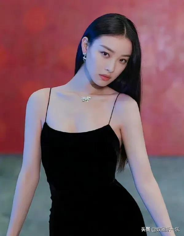 无惧贴头皮 | 迪丽热巴 杨幂 赵丽颖 李一桐 郭碧婷 周也 倪妮 张柏芝