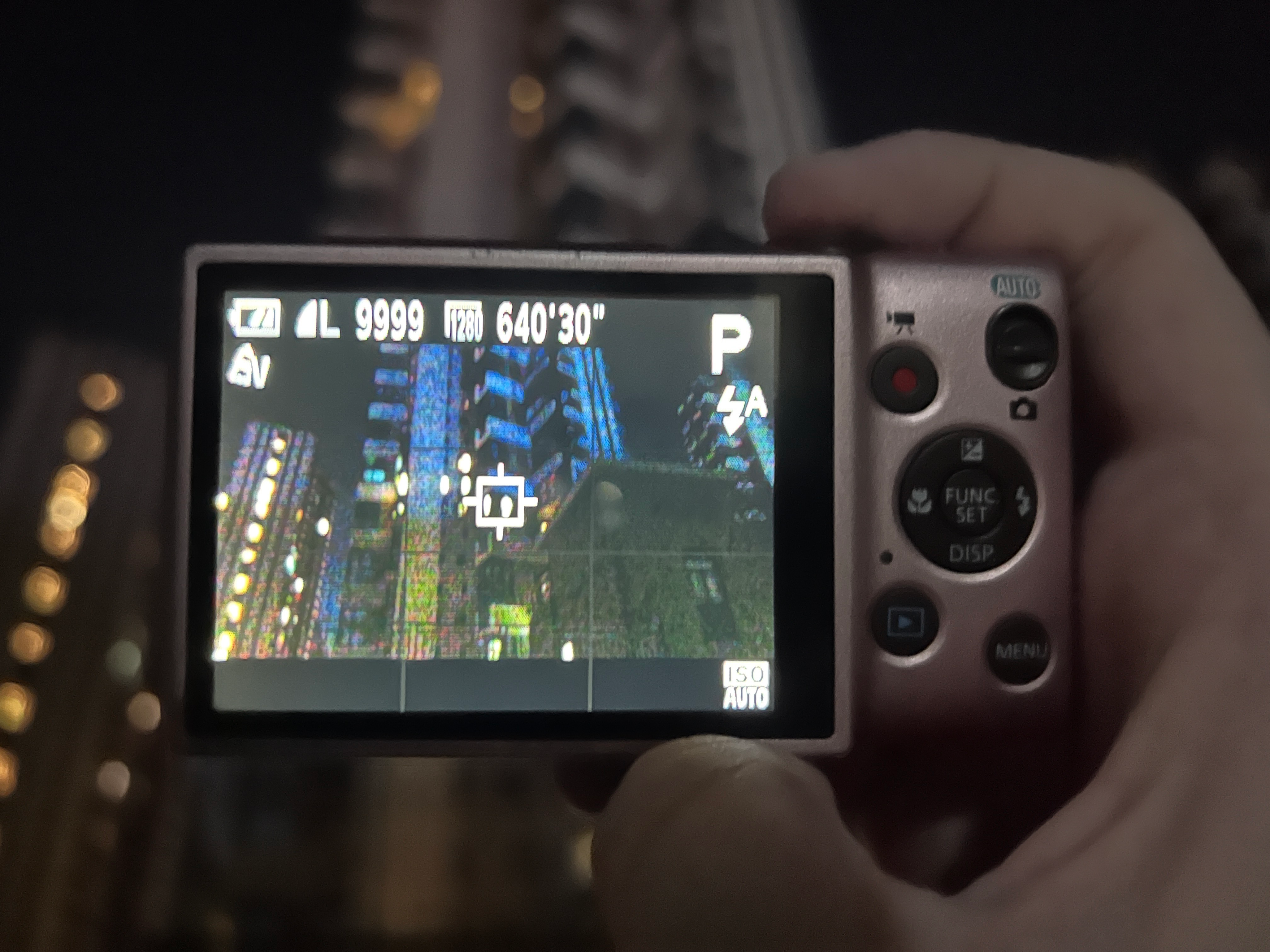 被时代淘汰的CCD卡片机，在小红书上重新走红