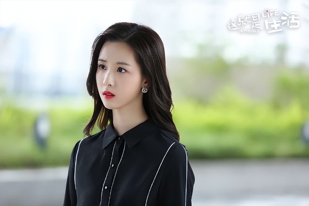 颜值不足脖子凑！这8位女星的天鹅颈太优越，气质一下就出来了