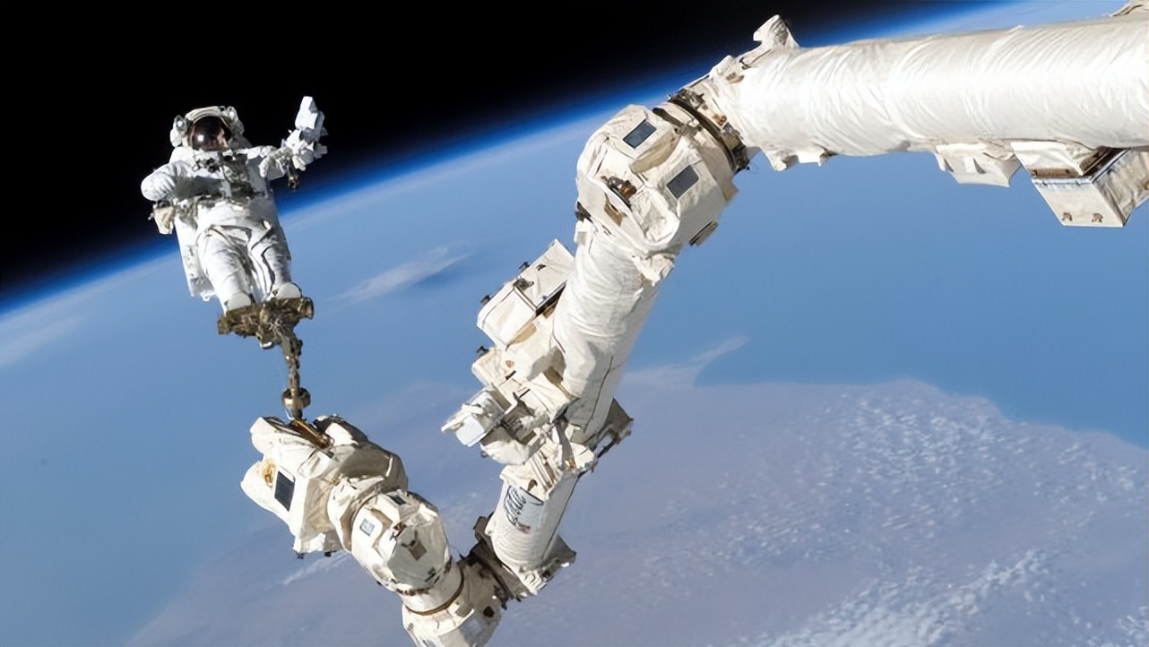 科企岛：虚拟现实让你和宇航员一起在太空行走
