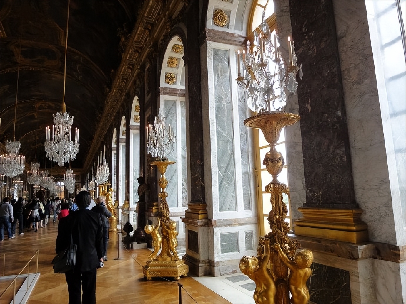 古代欧洲宫廷图片（欧洲第一宫殿 - 法国巴黎的凡尔赛宫）