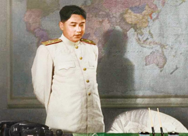 张蔚华服毒自尽数十年后，金日成找到其后人，馈赠二十捆人民币