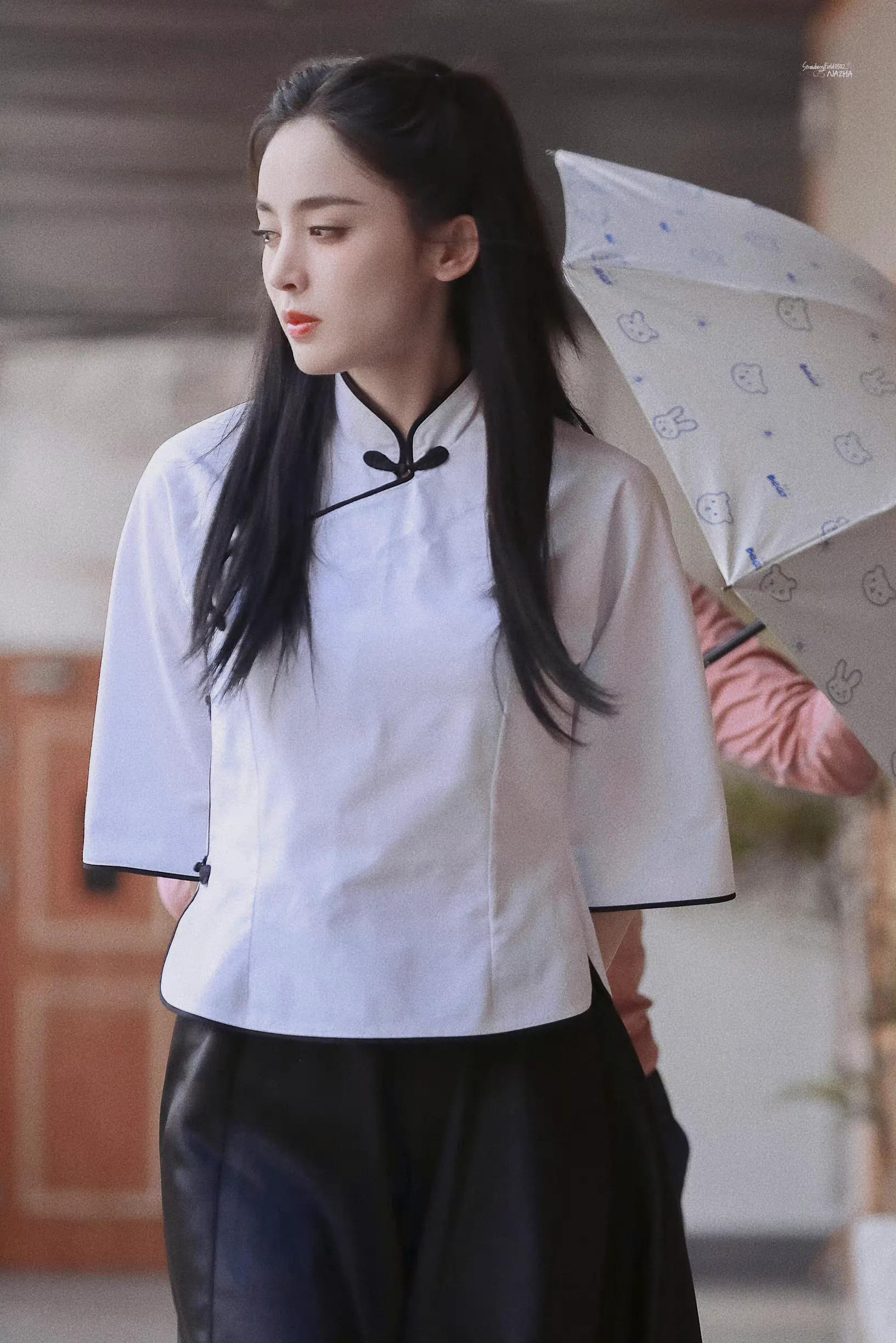 古力娜扎双马尾造型美到心里