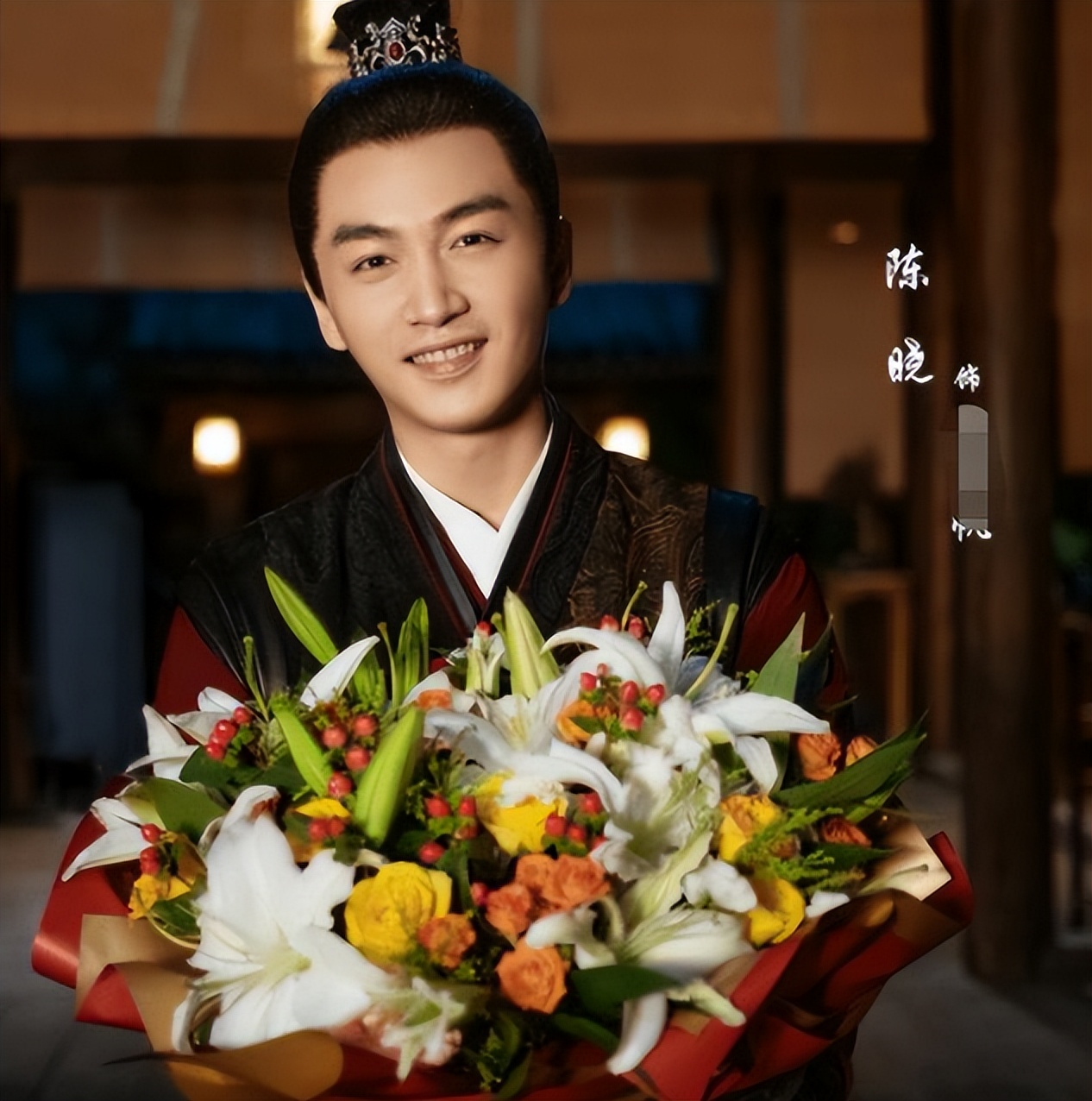 陈晓考编早已上岸，颜值才华兼备在单位颇有地位，家庭背景曝光