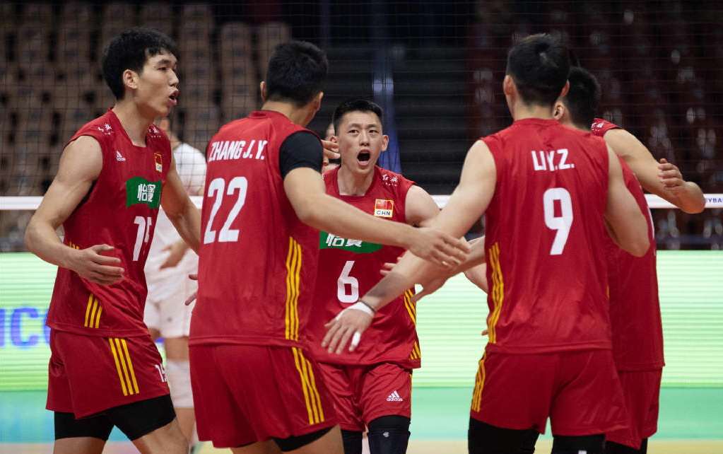 哪里可以看奥运篮球比赛（CCTV5直播三人篮球世界杯中国男篮VS拉脱维亚，APP中国男排PK法国）