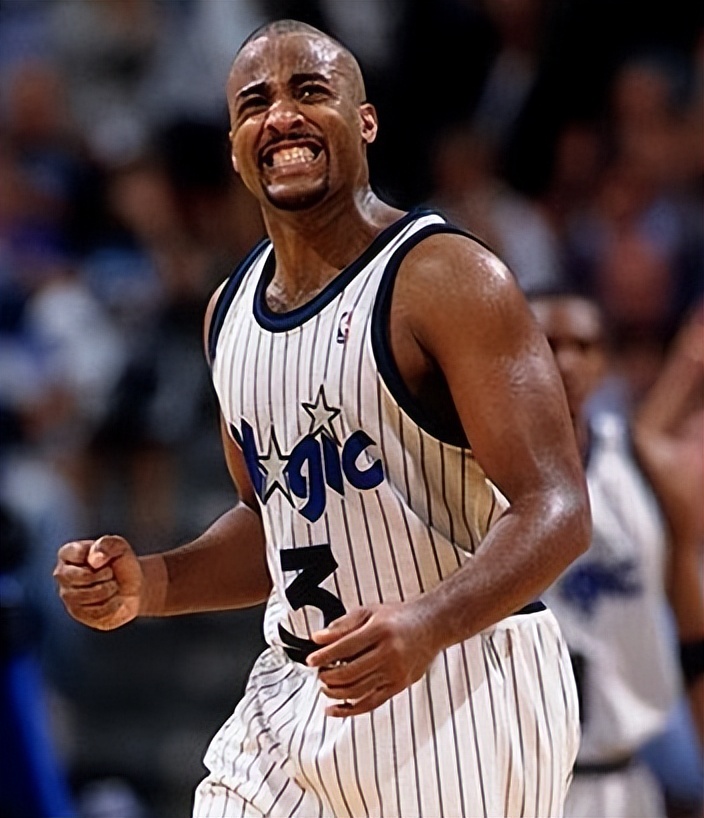 丹尼斯·斯科特(dennis eugene scott),1968年9月5日出生于美国马里兰