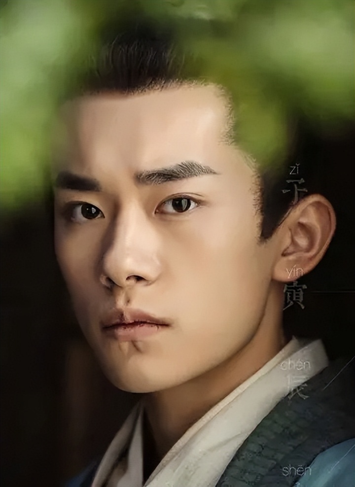 放弃已有的名利去考编制，易烊千玺的脑瓜子被驴踢了么？