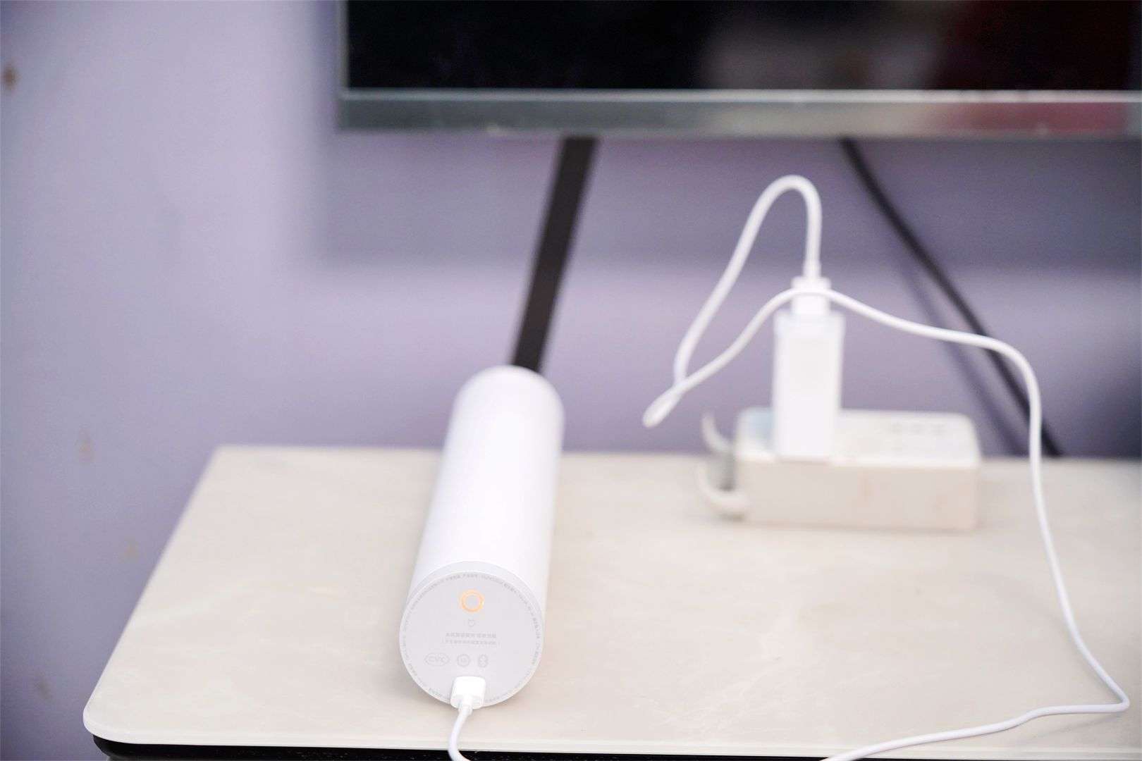 小米发布新款智能家居，售价仅为999元，解决没有预留插座的痛点