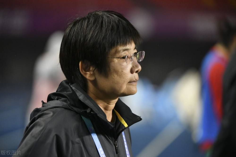 水庆霞为什么能加入上海队(中国女足主教练水庆霞:夺冠背后有辛酸,"水