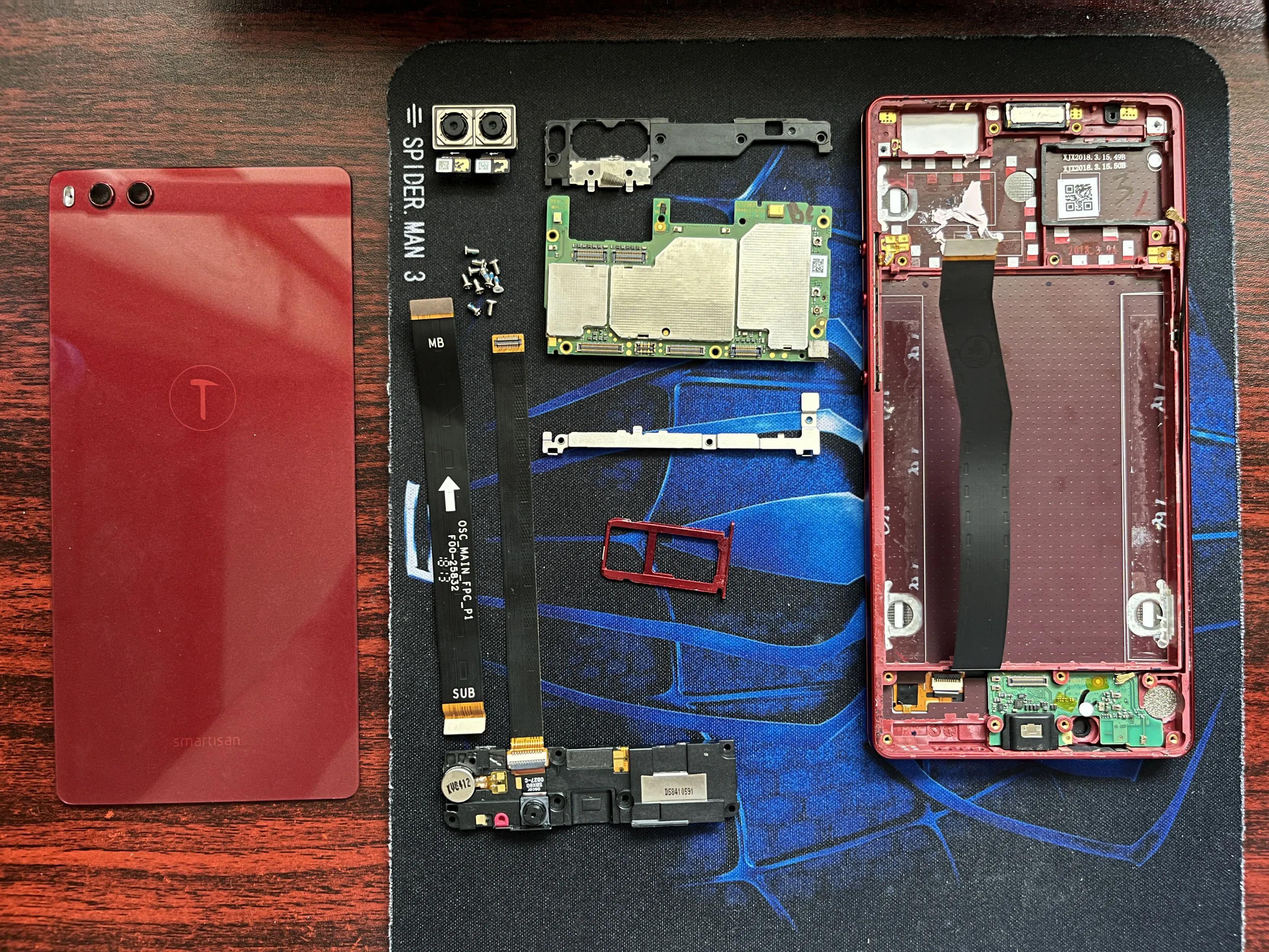 坚果3 全面屏手机，拆解