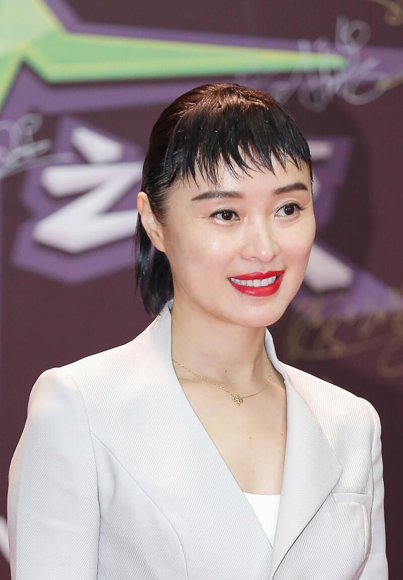 不追求婚姻,单身上瘾?51岁吴越:有固定伴侣解决生理需求