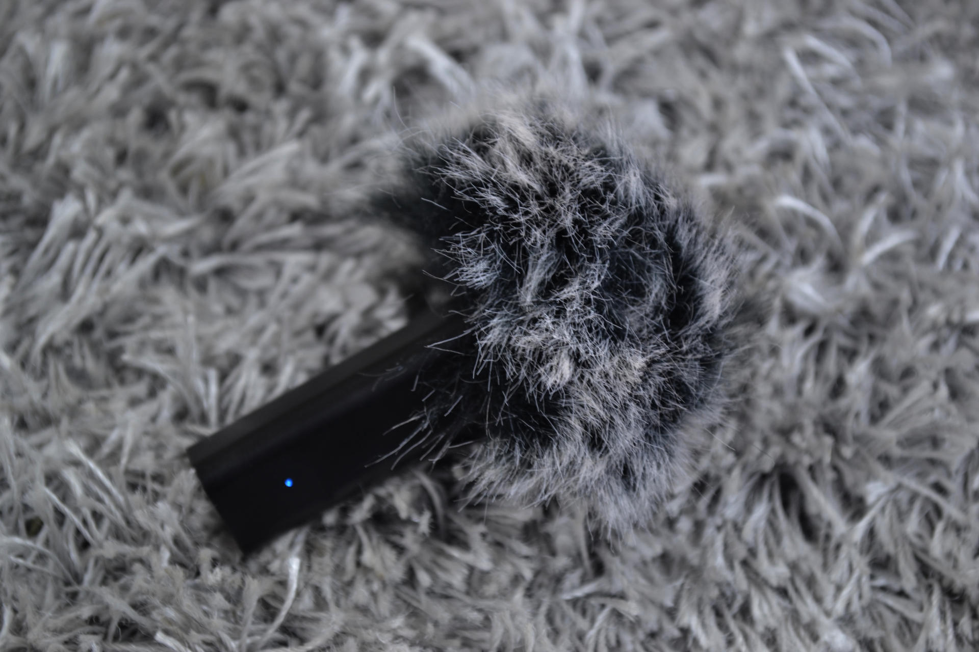 做最棒的VLOG 来试试塞宾智麦无线蓝牙麦克风