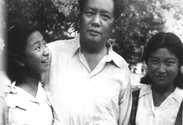 75年毛主席病重，得知李讷的工作已有着落，欣慰地点点头：可以了